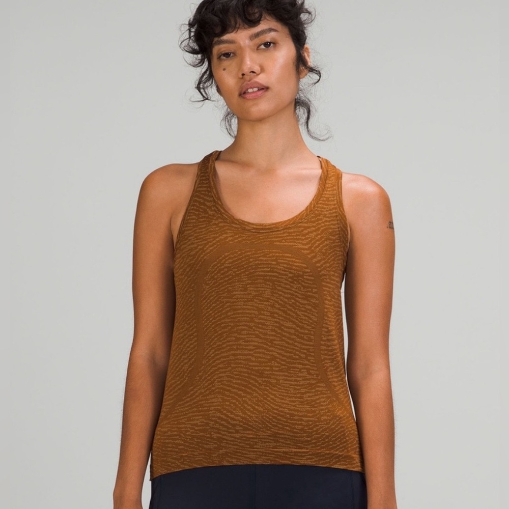 Swiftly Tech Racerback Tank Top 2.0 *Race Length